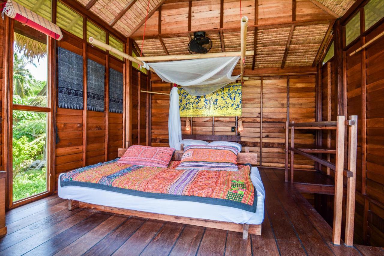 Castaway Resort Ко Липе Екстериор снимка